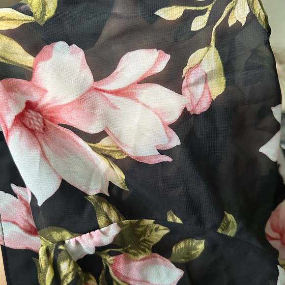 Black and Pink Long Sleeve V-Neck Sundress - Picture 12 of 15